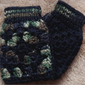 Handmade Camo/Sparkly Black Mittens